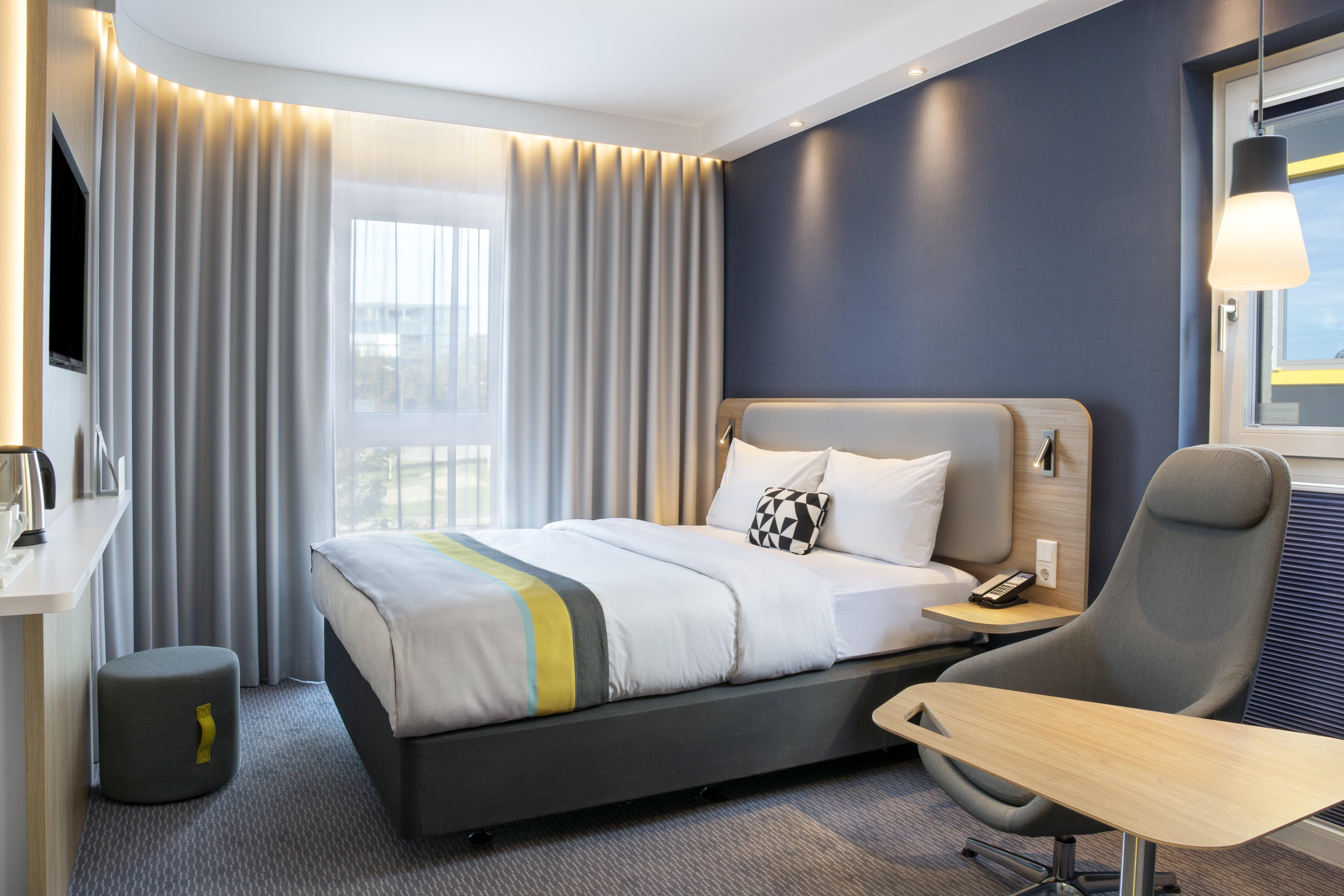 Holiday Inn Express Karlsruhe - City Park, An Ihg Hotel Εξωτερικό φωτογραφία