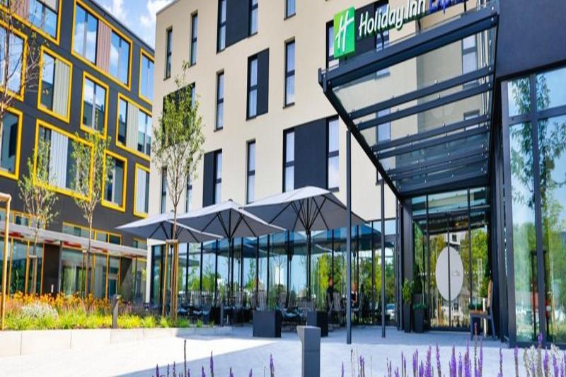 Holiday Inn Express Karlsruhe - City Park, An Ihg Hotel Εξωτερικό φωτογραφία